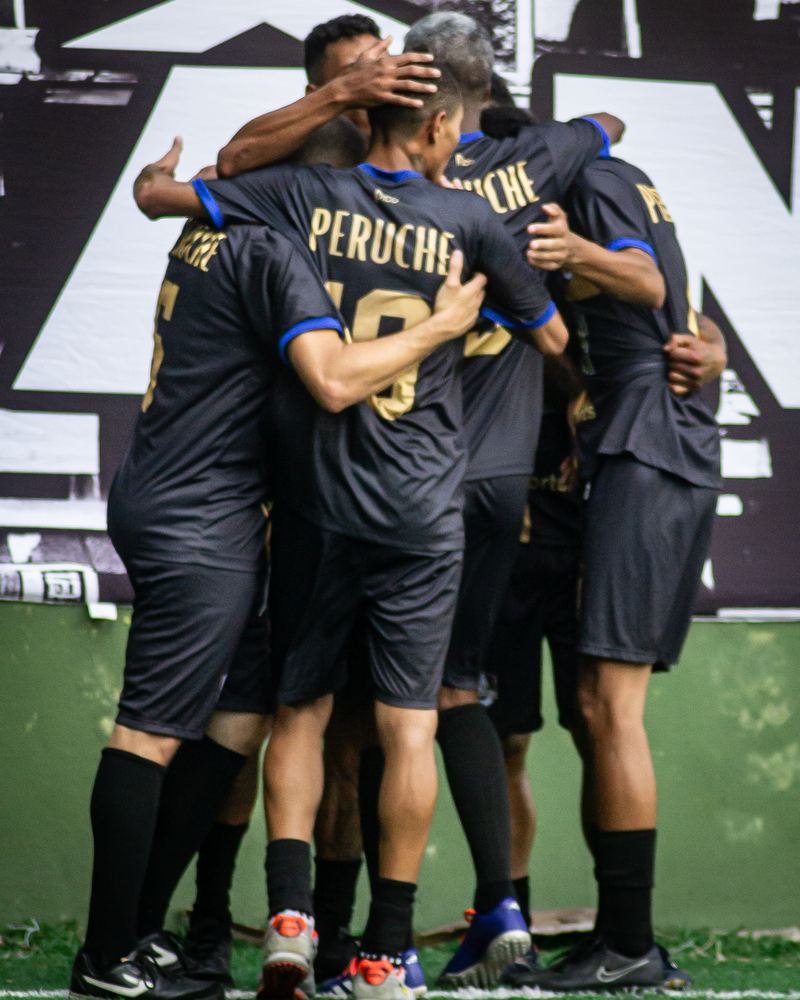 Futebol de várzea - lance 2